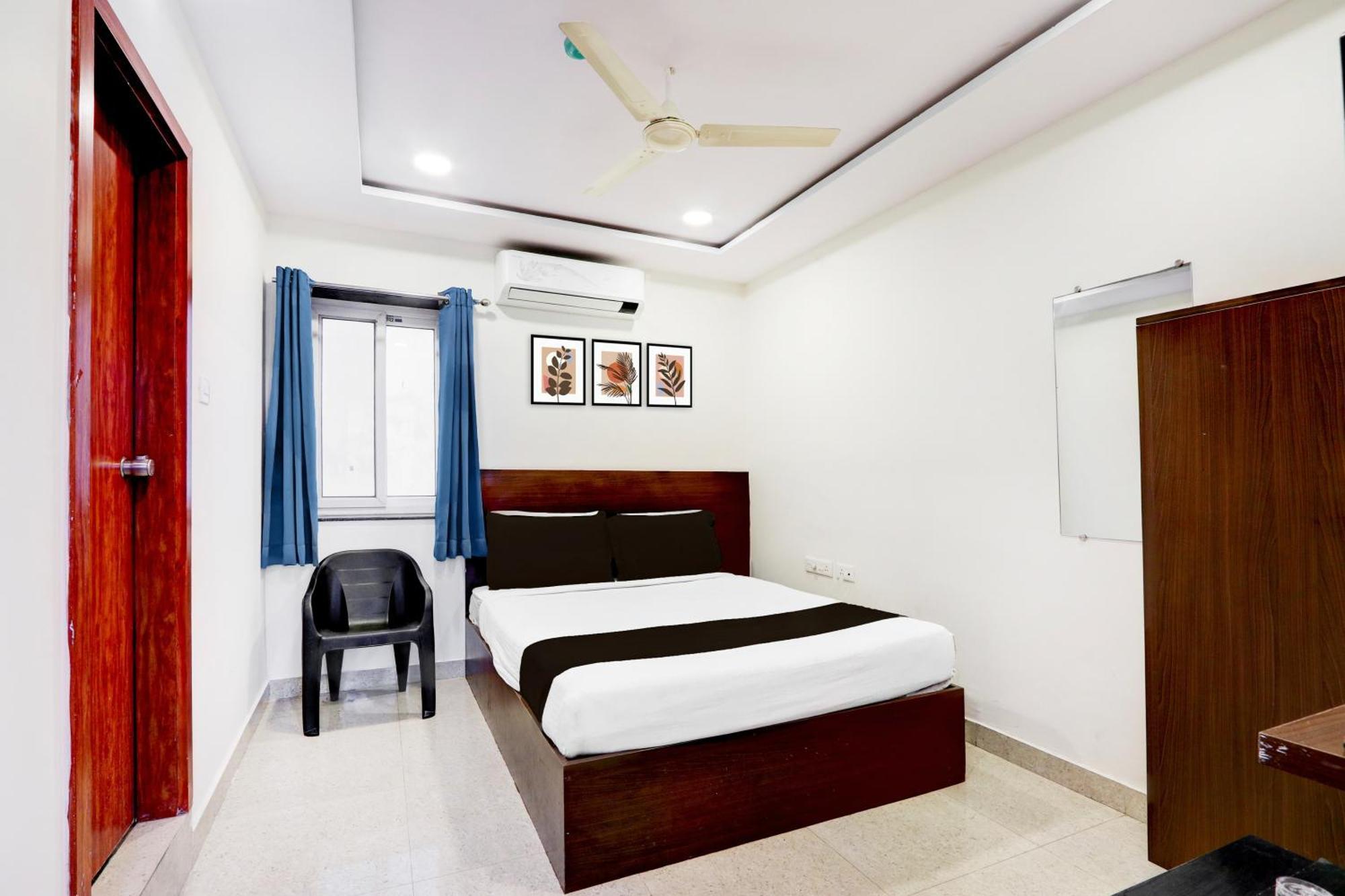 Super Hotel O At Home Hotel Darbar Хайдарабад Экстерьер фото