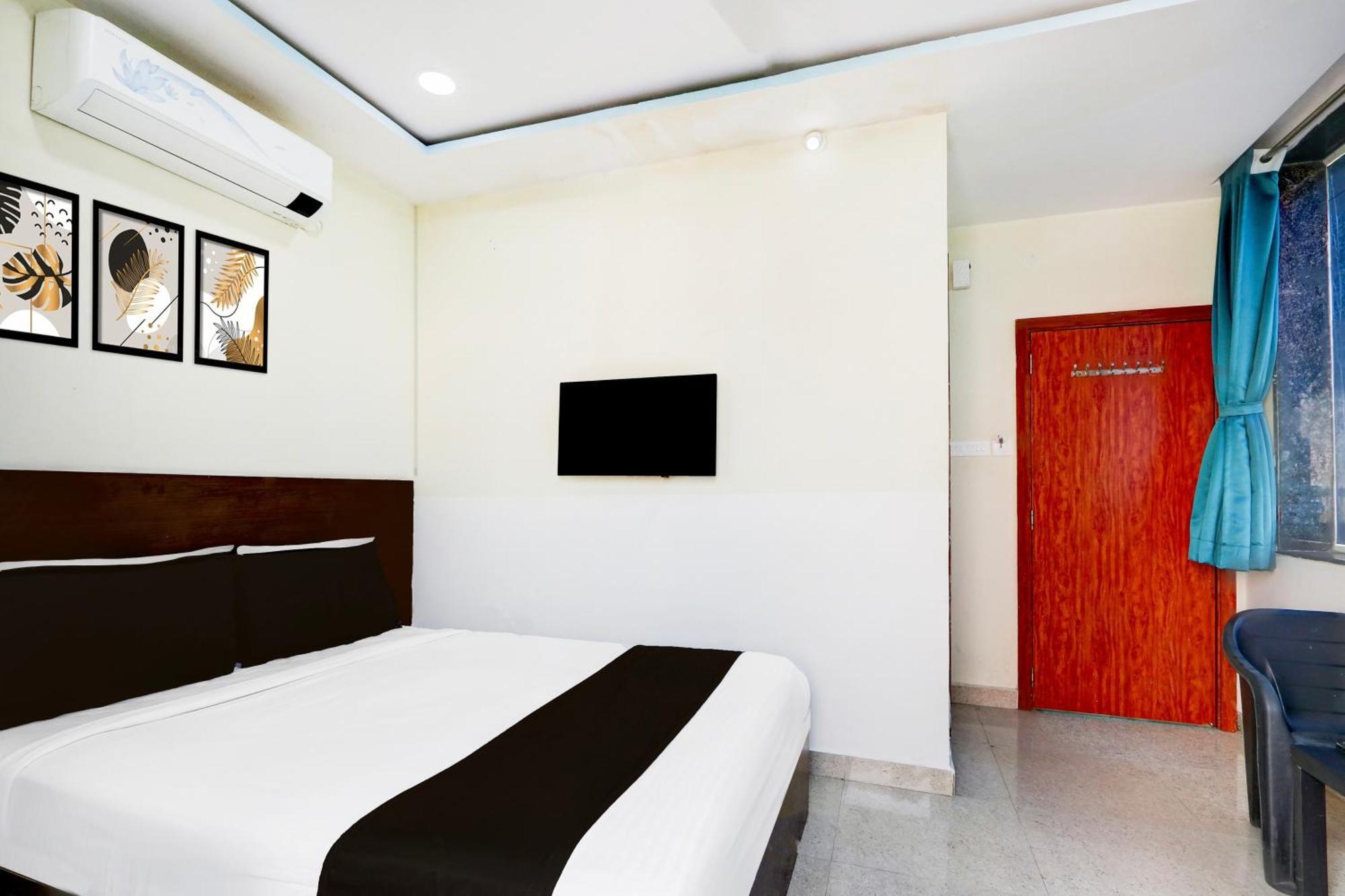 Super Hotel O At Home Hotel Darbar Хайдарабад Экстерьер фото
