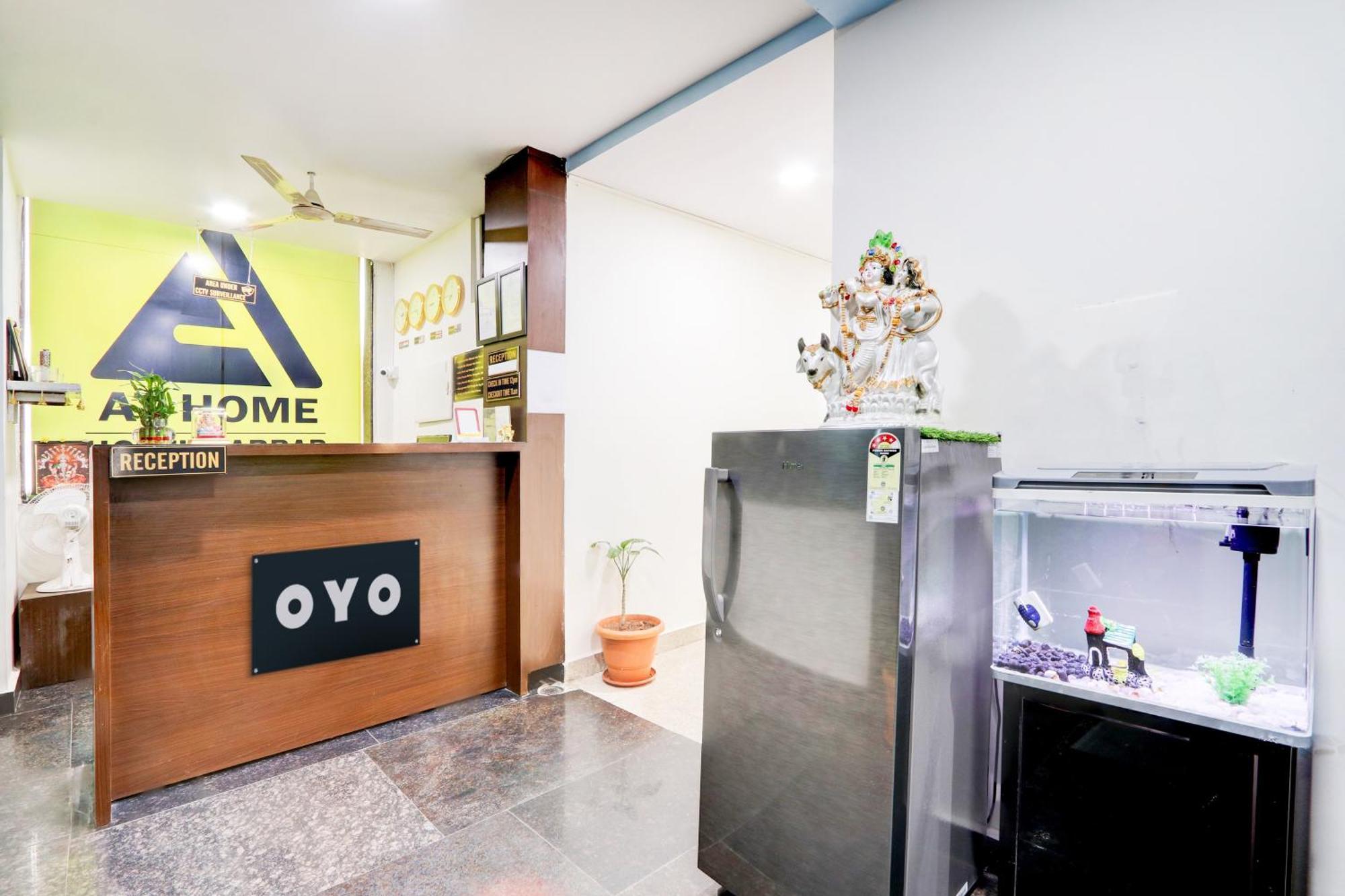 Super Hotel O At Home Hotel Darbar Хайдарабад Экстерьер фото